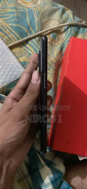 ওয়ানপ্লাস ৮ ১২৮ জিবি কালো