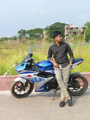 Suzuki GSX-R 2021 Blue