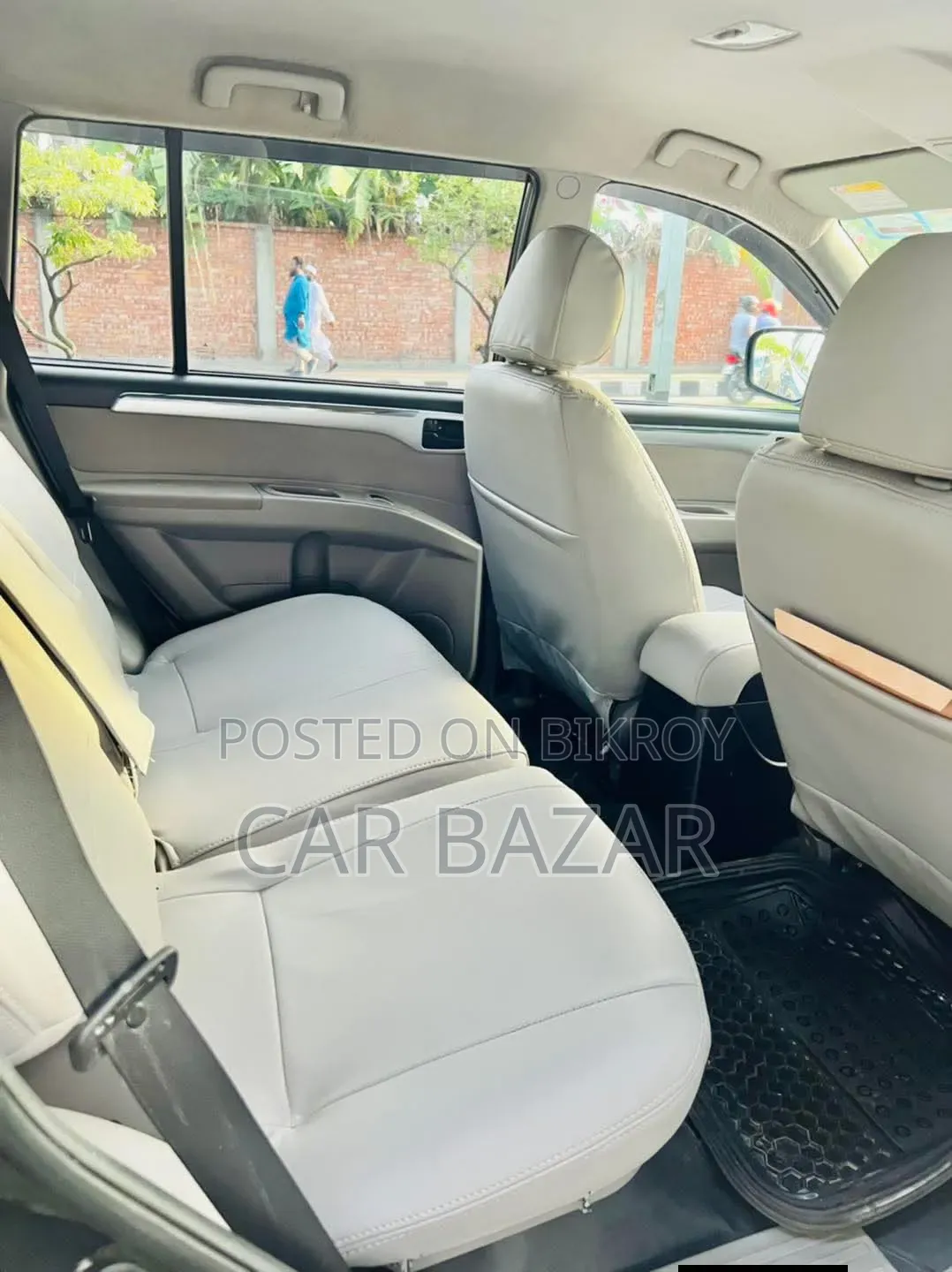 Mitsubishi Pajero Sport 2014 Brown