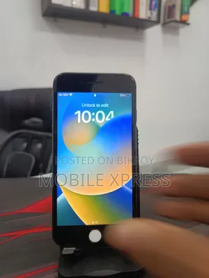 Apple iPhone 8 64 GB Black
