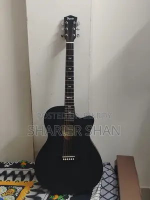 টেস্ট টিএস-৩২ বিকে গিটার বিক্রয়ের জন্য।