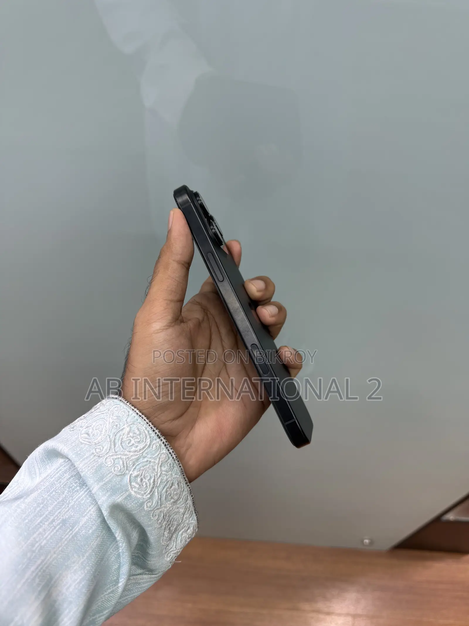 Apple iPhone 16 Pro Max 1 TB কালো