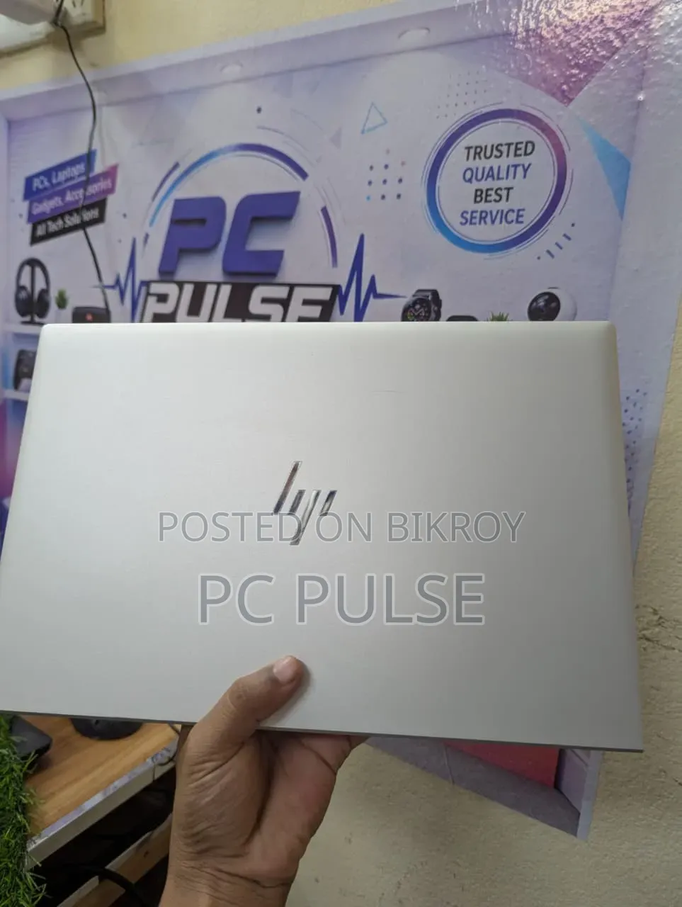 ল্যাপটপ এইচপি এলিটবুক ৮৪০ জি৬ ৮জিবি ইন্টেল কোর আই৫ এসএসএইচডি (হাইব্রিড) ২৫৬জিবি