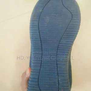 জুতো বিক্রয়