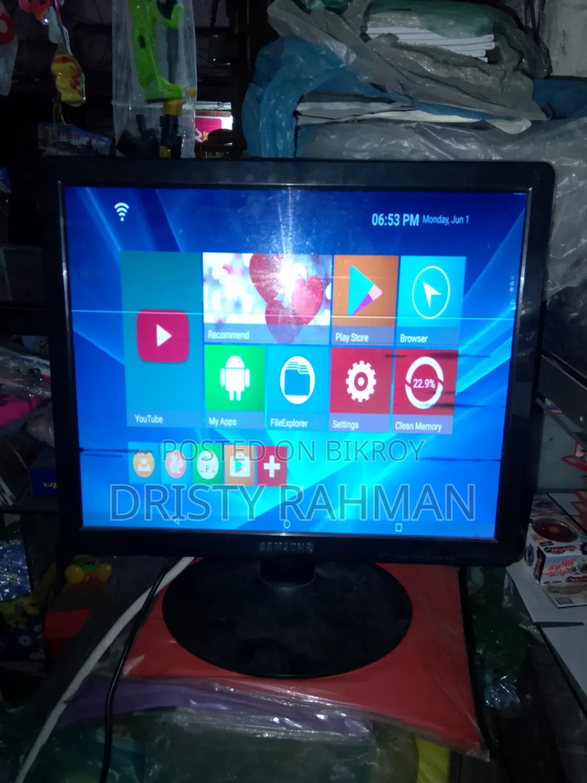 LED Monitor