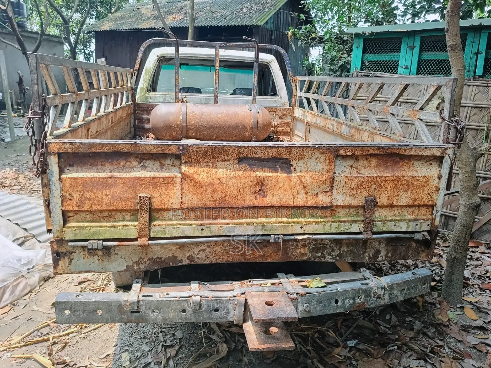 বিক্রির জন্য পুরনো ট্রাক