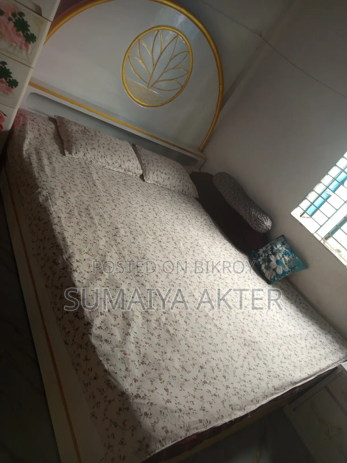 Original Segun Wood Box Bed