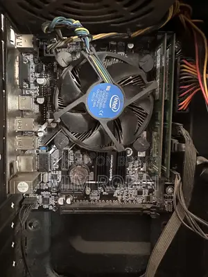 Desktop Computer 8GB Intel Core i5 HDD+SSD 500GB