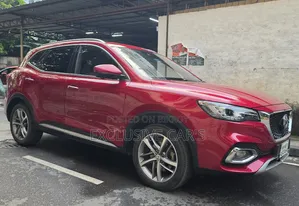 MG HS 2021 Red