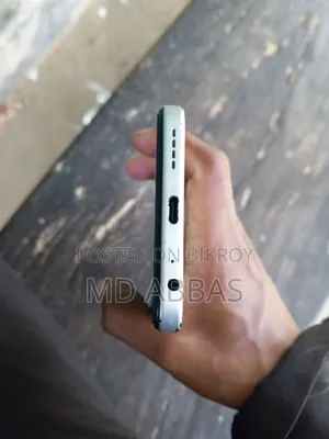 ইনফিনিক্স স্মার্ট ১০ প্লাস ১২৮ জিবি হোয়াইট