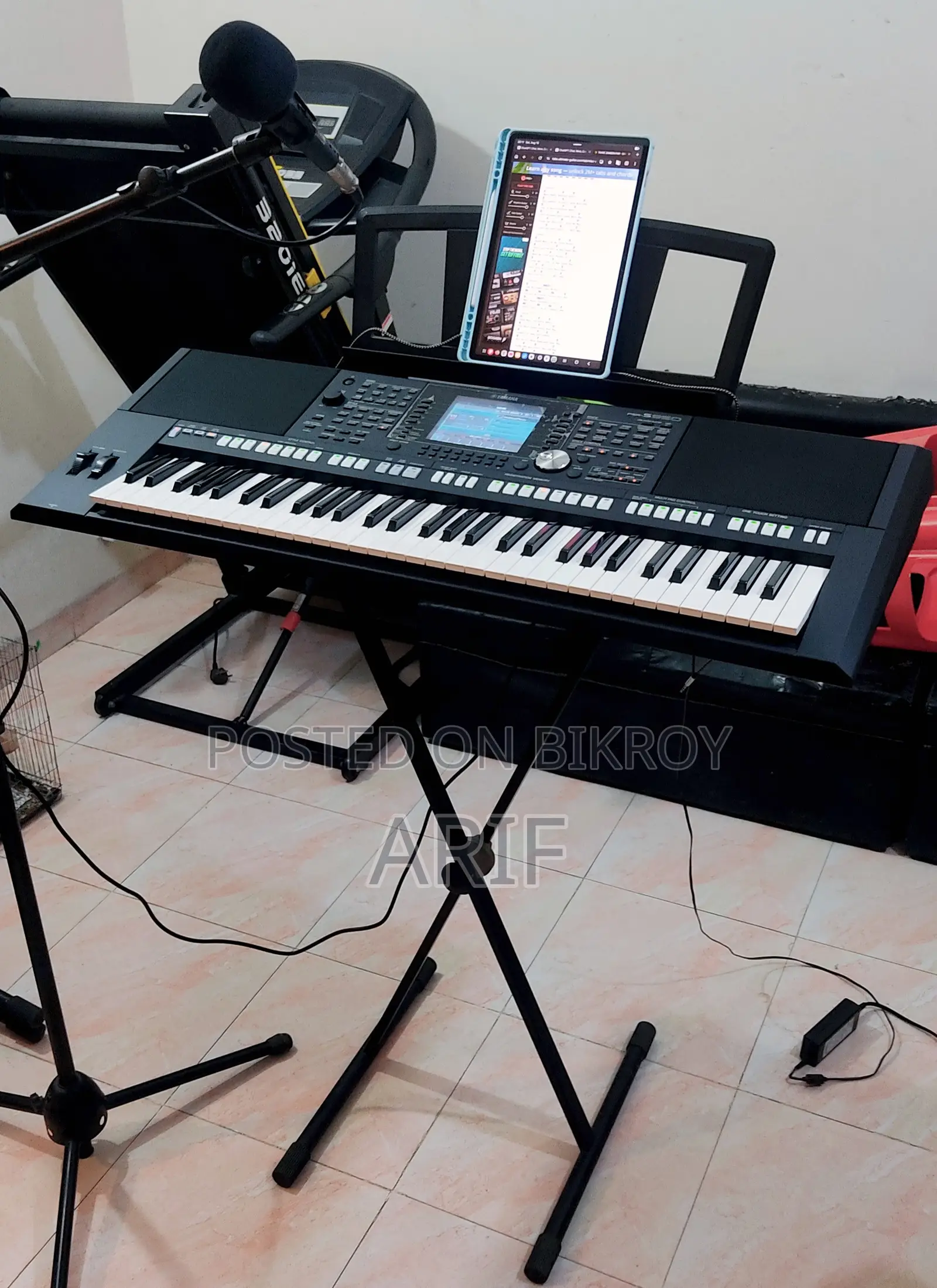YAMAHA PSR-S950 Professional Arranger Workstation