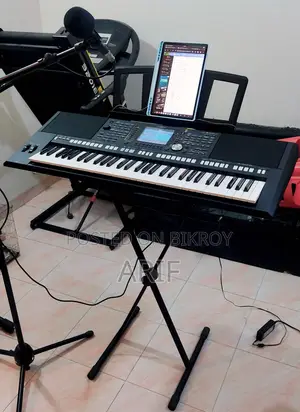 YAMAHA PSR-S950 Professional Arranger Workstation