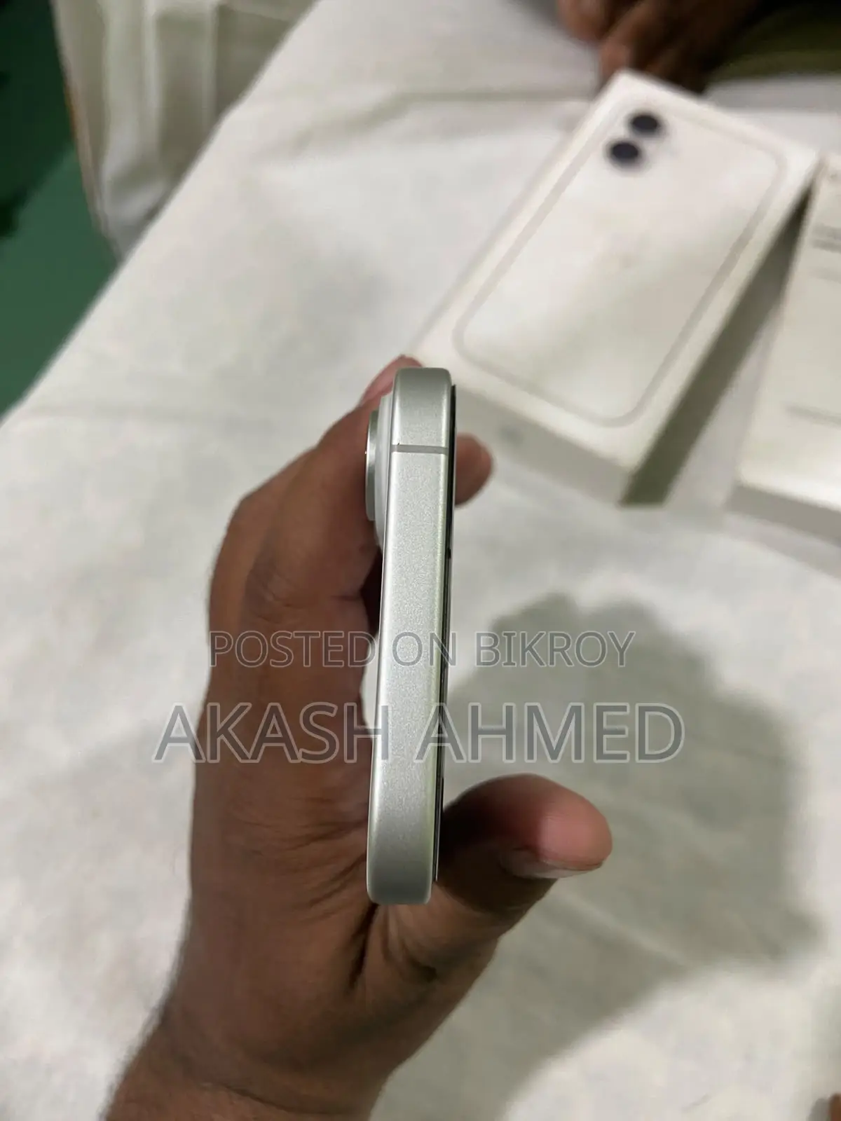 অ্যাপল আইফোন ১৬ ১২৮ জিবি সাদা