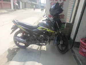 হোন্ডা লিভো ২০২৩ কালো