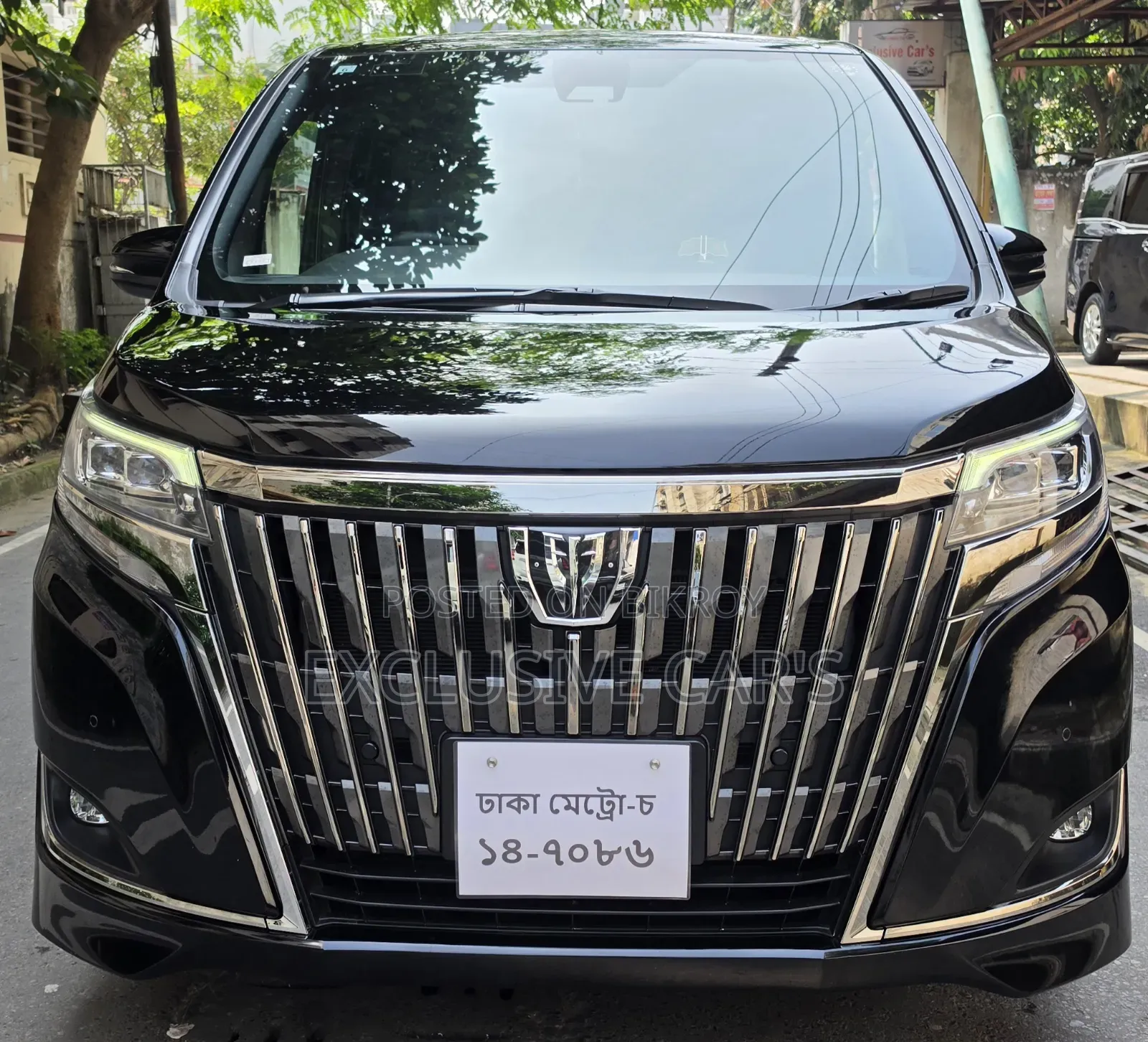টয়োটা এস্কয়ার ২০২১ ব্ল্যাক