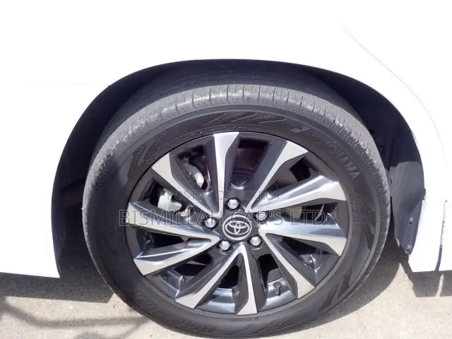 Toyota Voxy 2023 Pearl