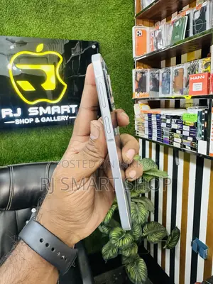 স্যামসাং গ্যালাক্সি এ৩৫ ১২৮ জিবি হোয়াইট