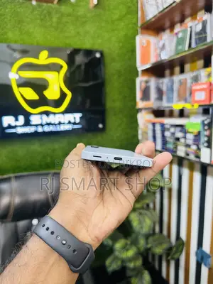 স্যামসাং গ্যালাক্সি এ৩৫ ১২৮ জিবি হোয়াইট