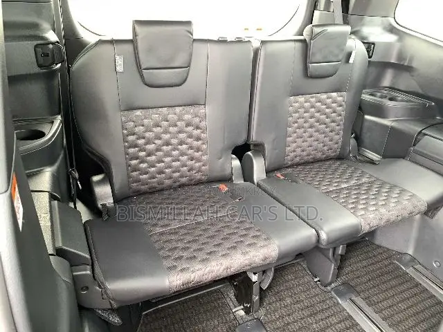 Toyota Voxy 2023 Gray