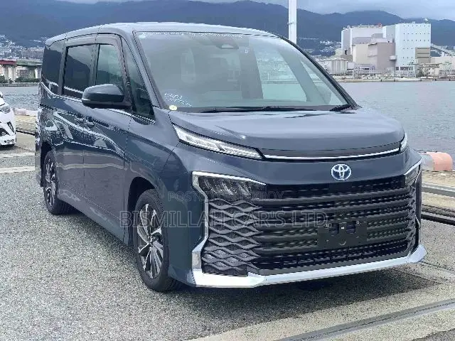 Toyota Voxy 2023 Gray