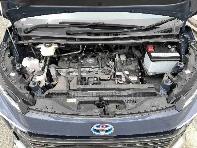 Toyota Voxy 2023 Gray