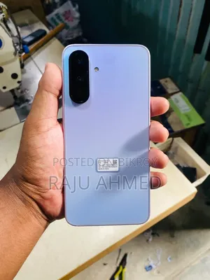 নতুন স্যামসাং গ্যালাক্সি এ৩৬ ১২৮ জিবি সিলভার