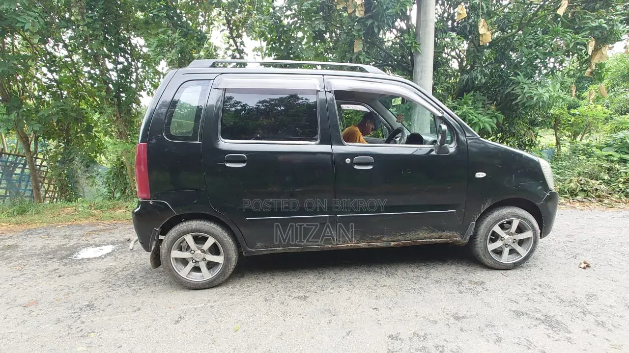 সুজুকি ওয়াগন আর ২০১০ ব্ল্যাক