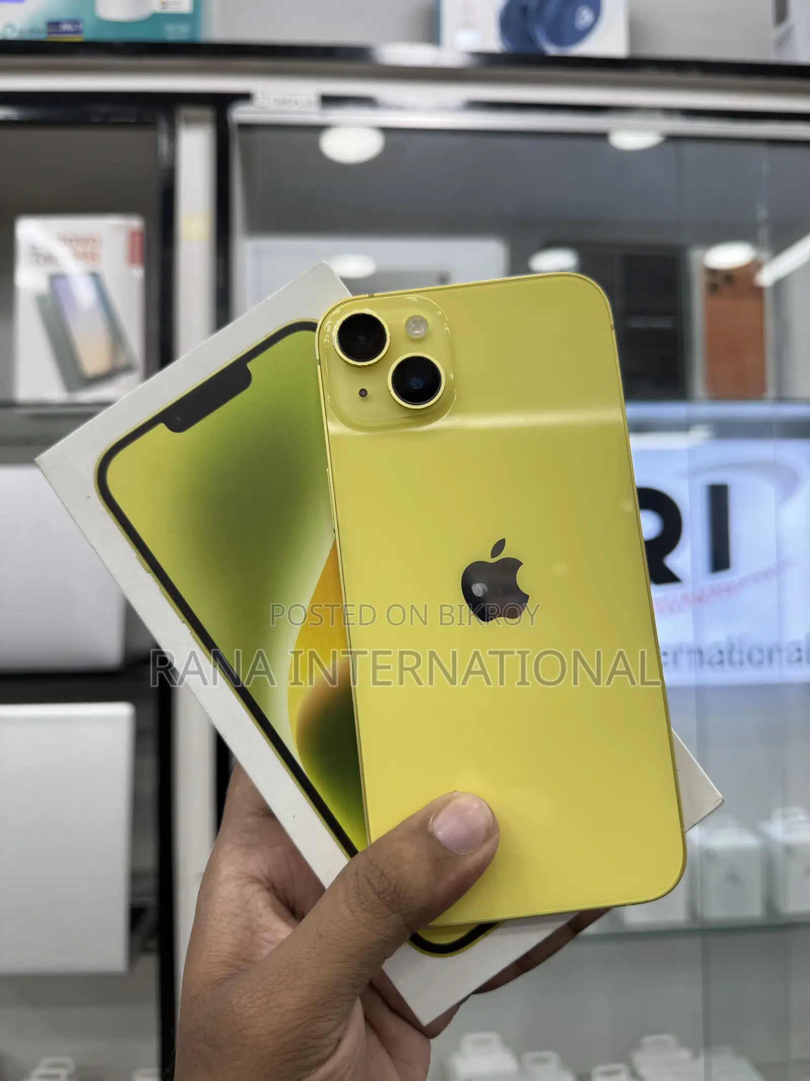 অ্যাপল আইফোন ১৪ প্লাস ১২৮ জিবি ইয়েলো