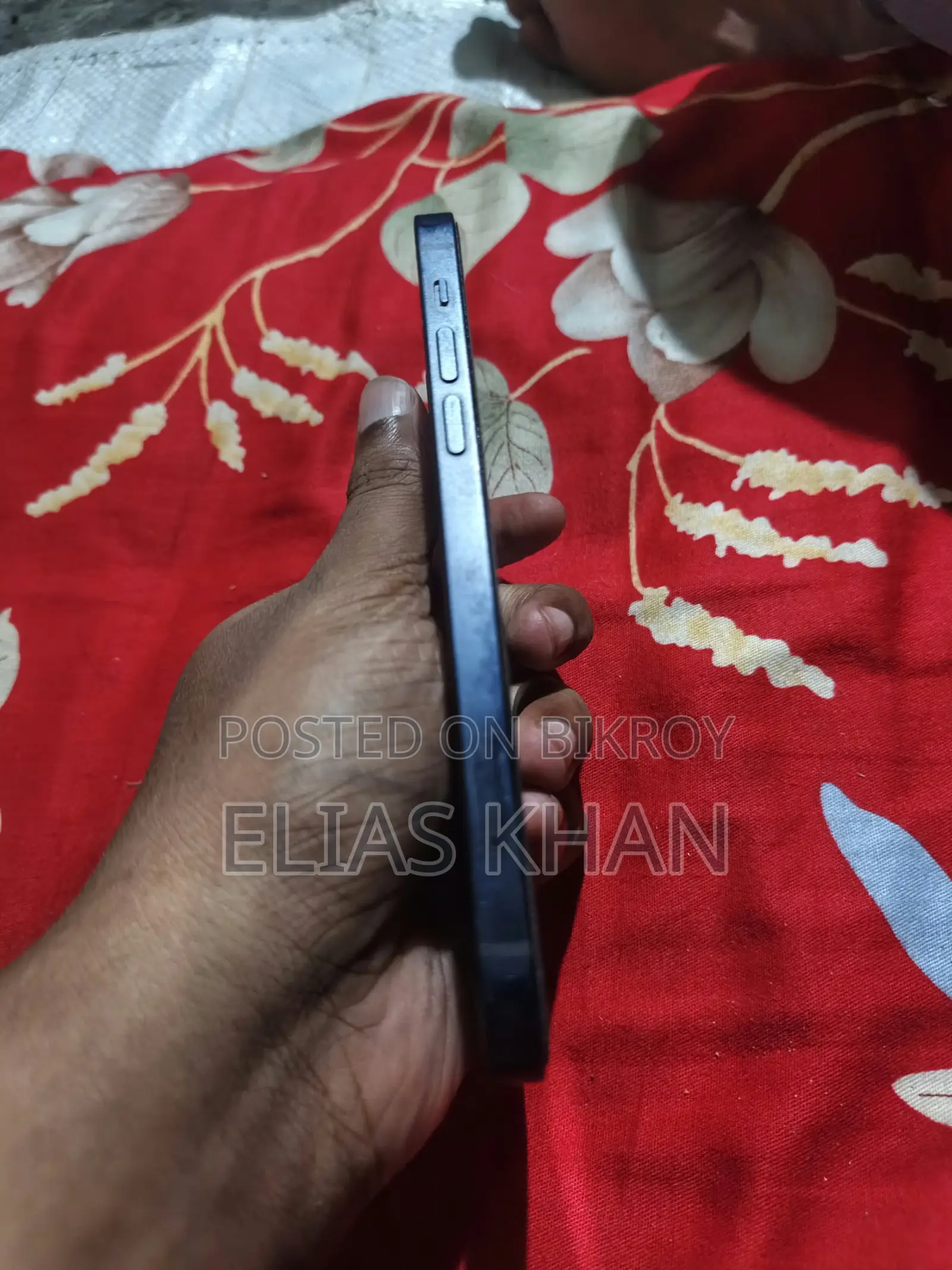 Apple iPhone 12 64 GB Black