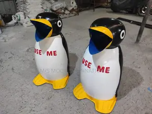 Your new companion for cleanliness — the Penguin Dustbin!