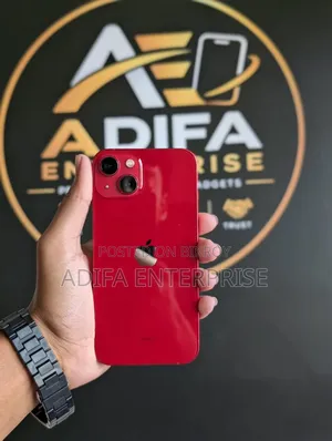 Apple iPhone 13 128 GB Red
