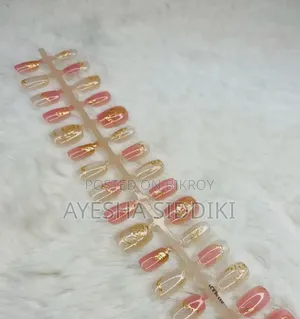 Press-on Nails 3 Sets + UV Light + Glue Gel