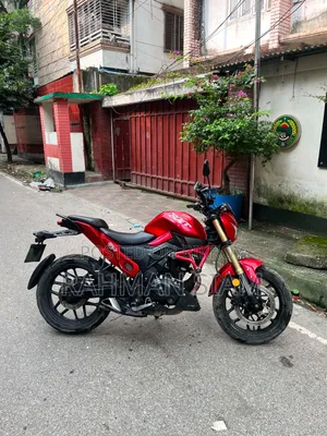Runner Bolt 165R 2020 Red