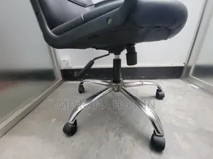 অফিস চেয়ার (২) পিচ