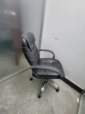 অফিস চেয়ার (২) পিচ
