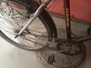 ভালো কন্ডিশন, কোনো সমস্যা নাই, লোকেশনে এসে নিয়ে যেতে হবে,