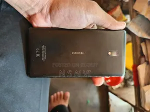 নোকিয়া ৩ ১৬ জিবি কালো