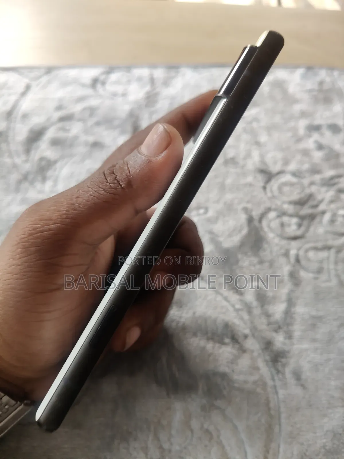 গুগল পিক্সেল ৬ ১২৮ জিবি হোয়াইট