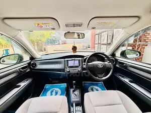 Toyota Axio 2016 Silver