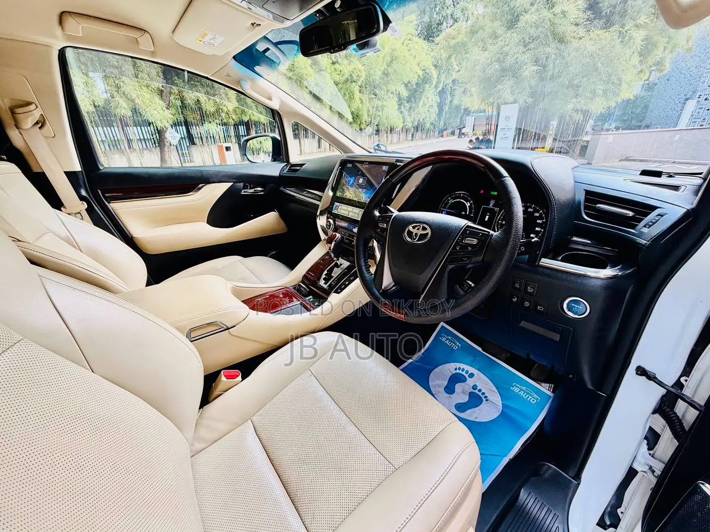 Toyota Vellfire 2015 Pearl