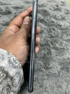 Oppo F7 64 GB Blue