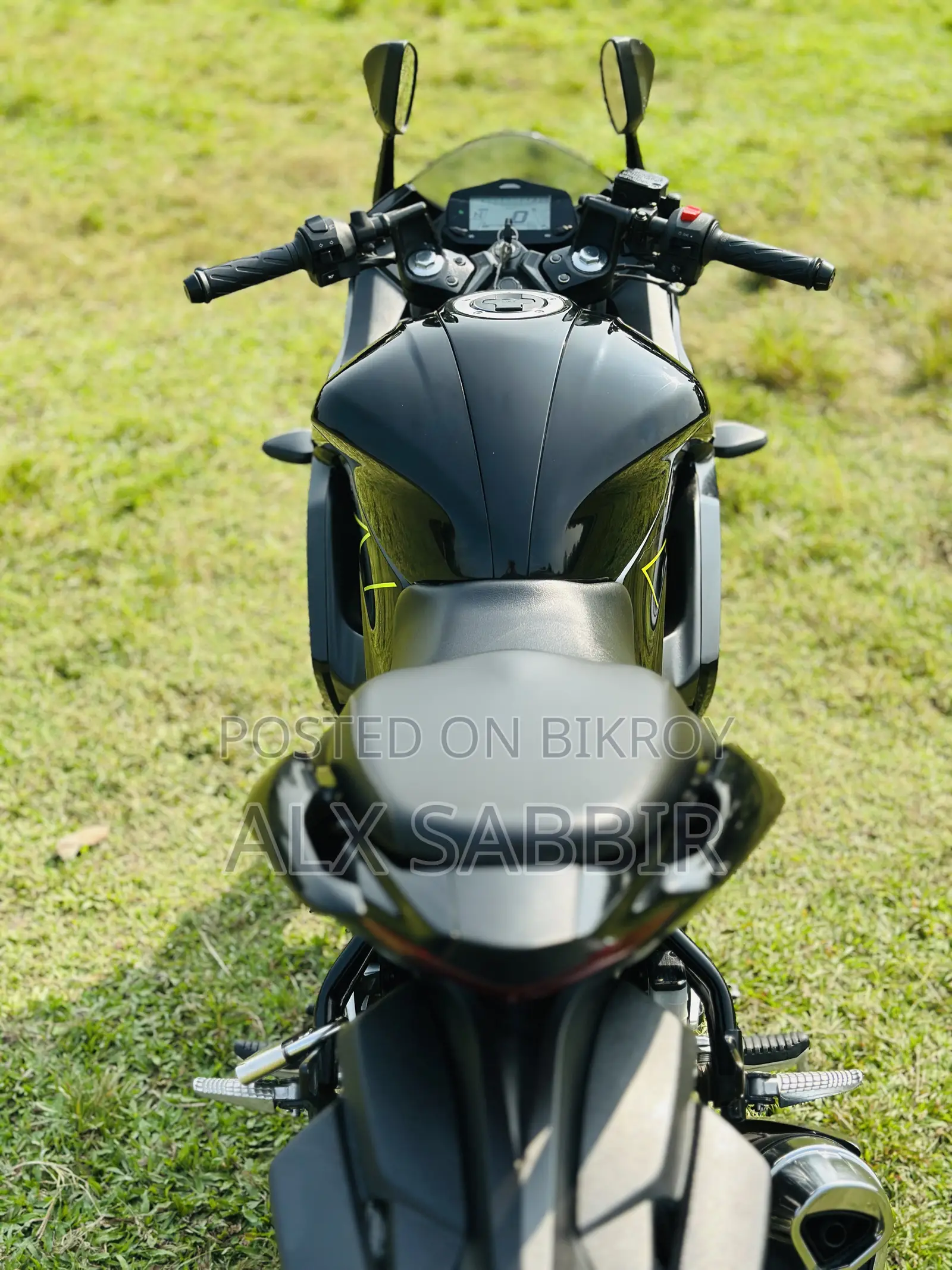 New Suzuki Gixxer SF 2025 Black