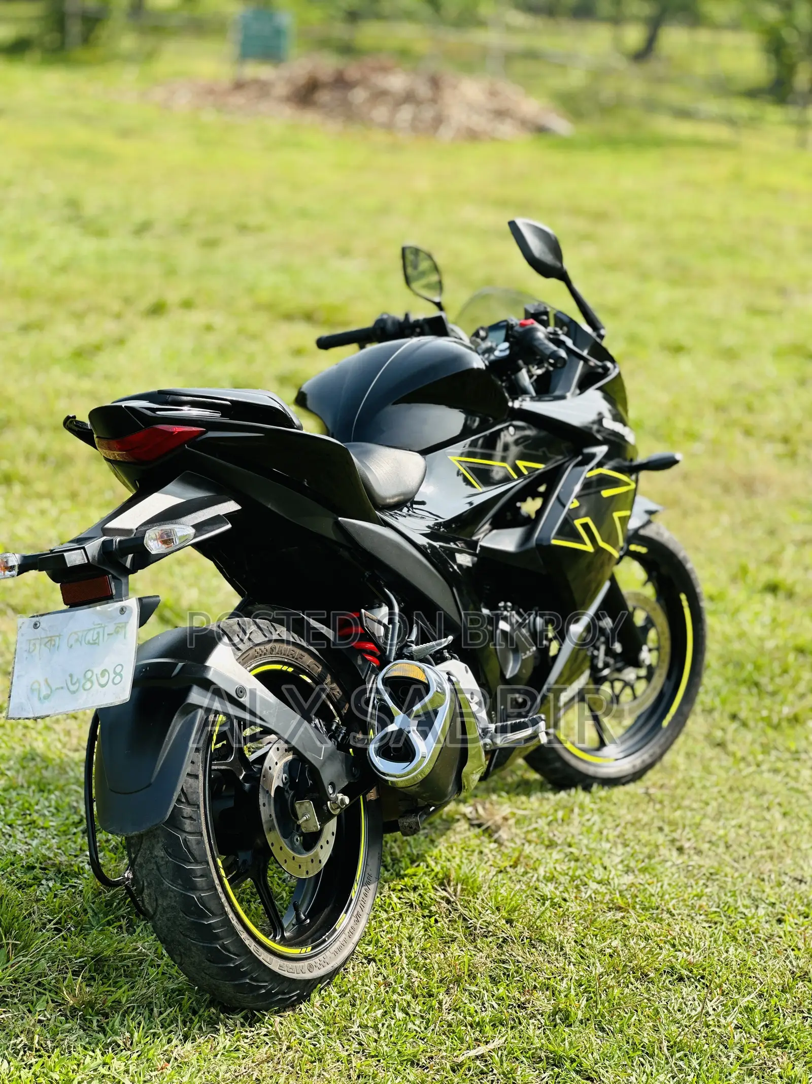 New Suzuki Gixxer SF 2025 Black