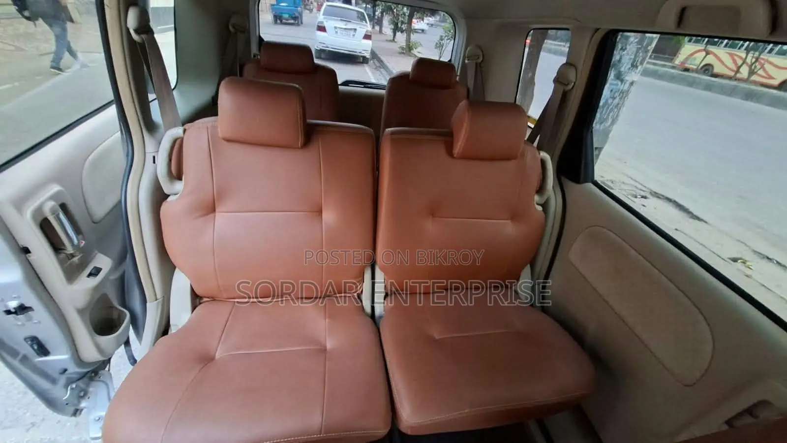 Toyota Sienta 1.5 FWD 2008 Silver