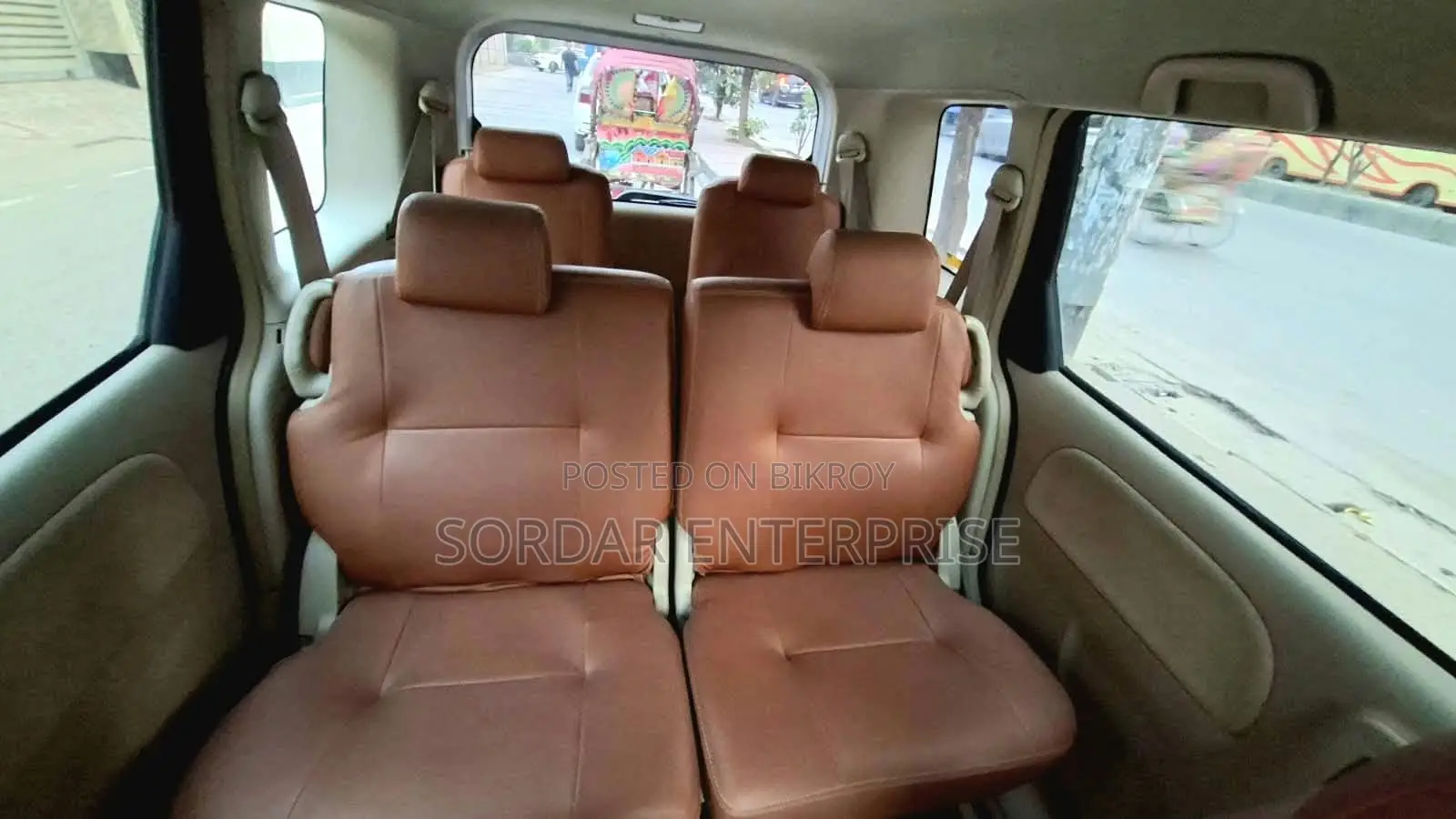 Toyota Sienta 1.5 FWD 2008 Silver
