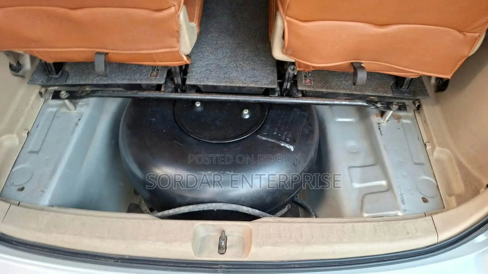 Toyota Sienta 1.5 FWD 2008 Silver