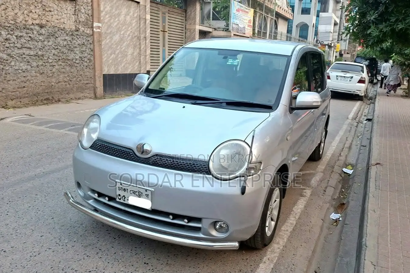Toyota Sienta 1.5 FWD 2008 Silver