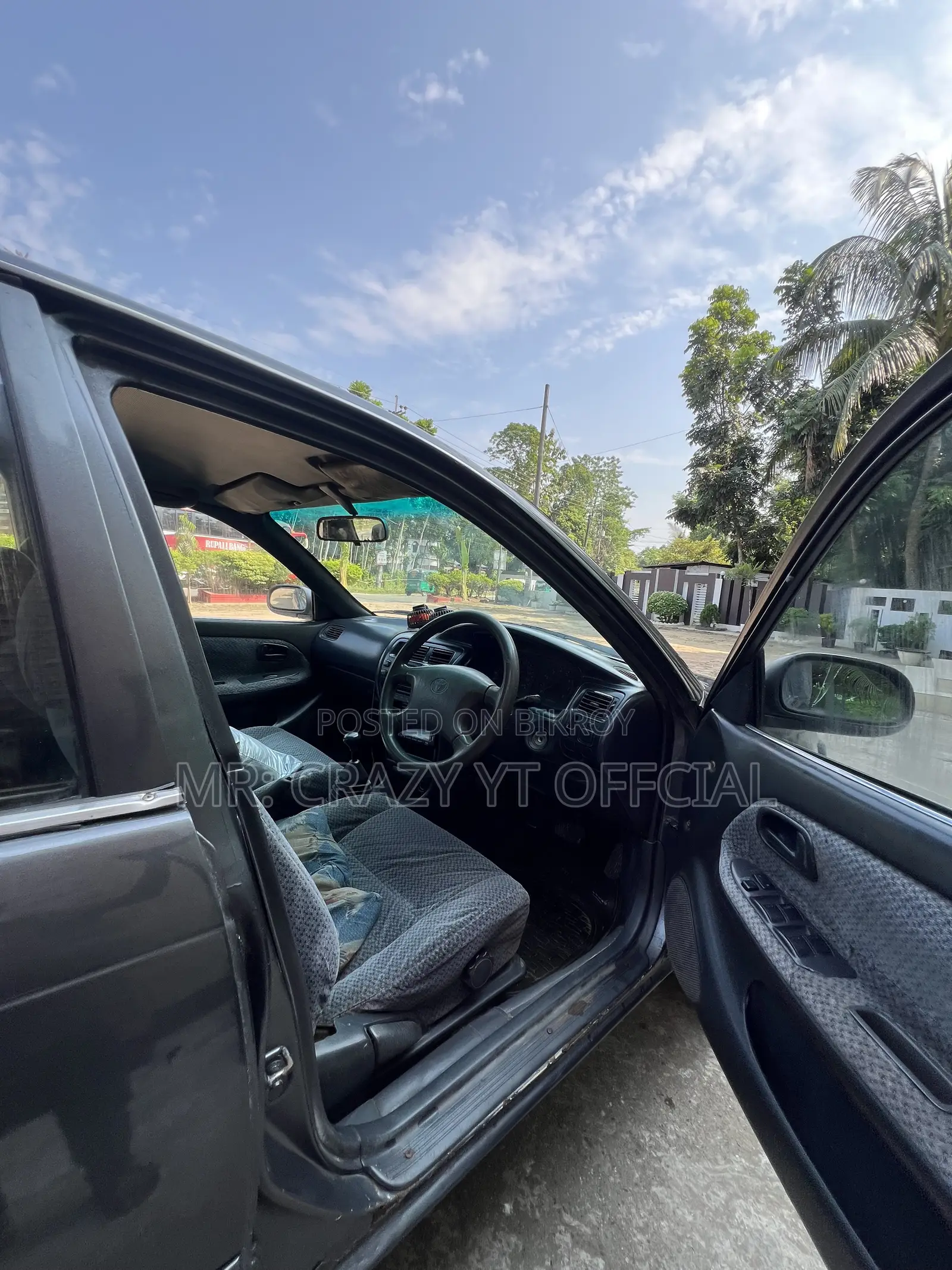 Toyota Corolla 1.9 D Hatchback 2000 Black