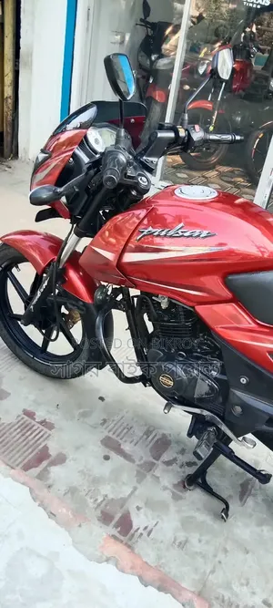 Bajaj Pulsar 150 2018 Red