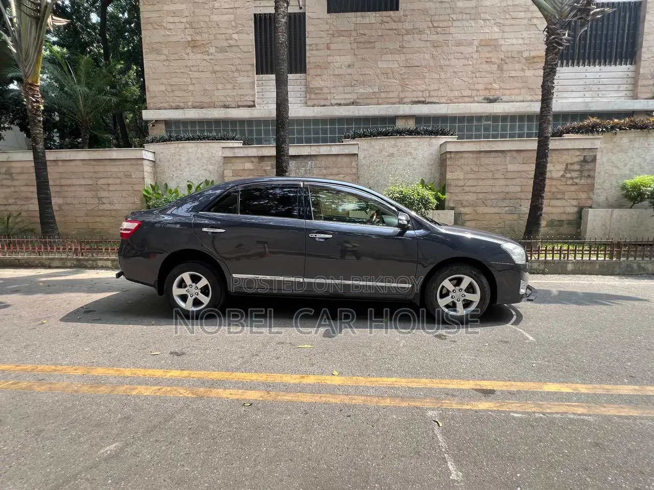 Toyota Premio 2015 Pearl